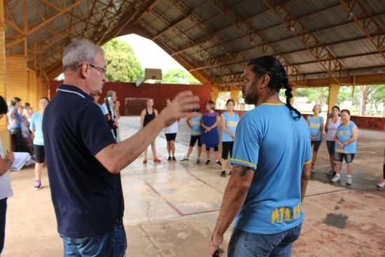 Moradores ouviram atentamente o deputado e depois fizeram suas reivindicações