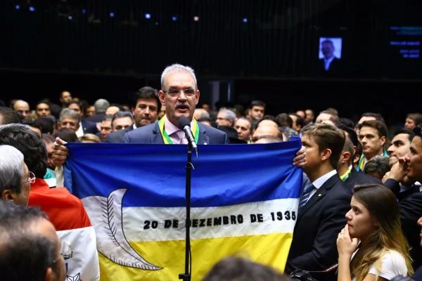 Geraldo Resende, no momento em que proferiu seu voto a favor do impeachment, neste domingo