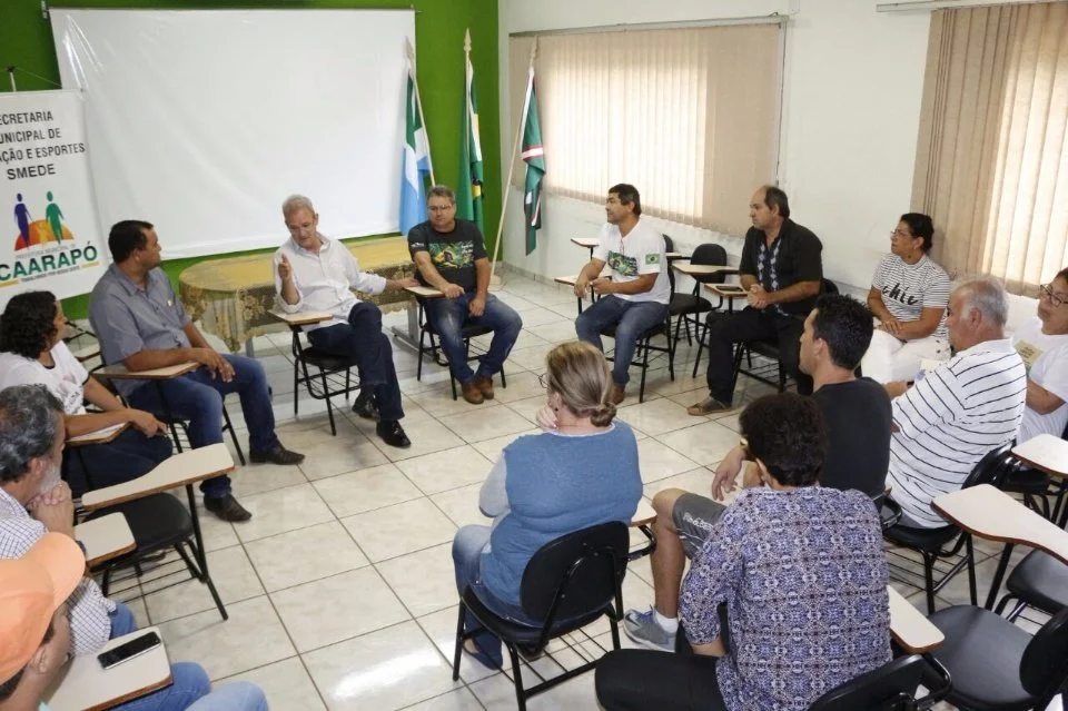 Geraldo garante ampliação de hospital, compra de ônibus e patrulha em Caarapó