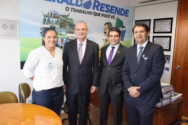Representantes do sindicato da PRF discutem reforma da previdência com Geraldo