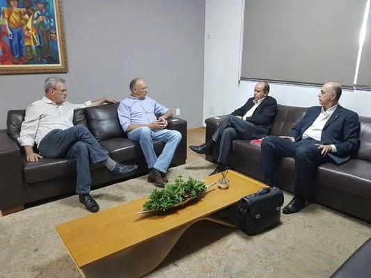 Deputado Geraldo Resende acompanha visita de representantes da Mackenzie
