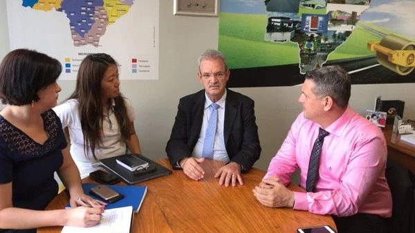 Reunião em Brasília com o diretor administrativo do Hospital Marco Calderon