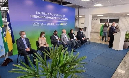 Geraldo Resende em seu discurso enaltece momento histórico vivenciado pela população de Dourados.
