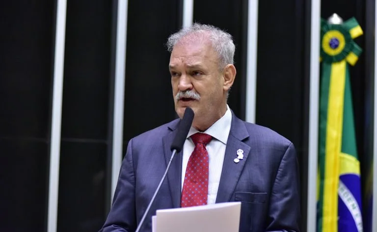 Comissão da Câmara dos Deputados aprova criação de instituições para autistas em situação de vulnerabilidade
