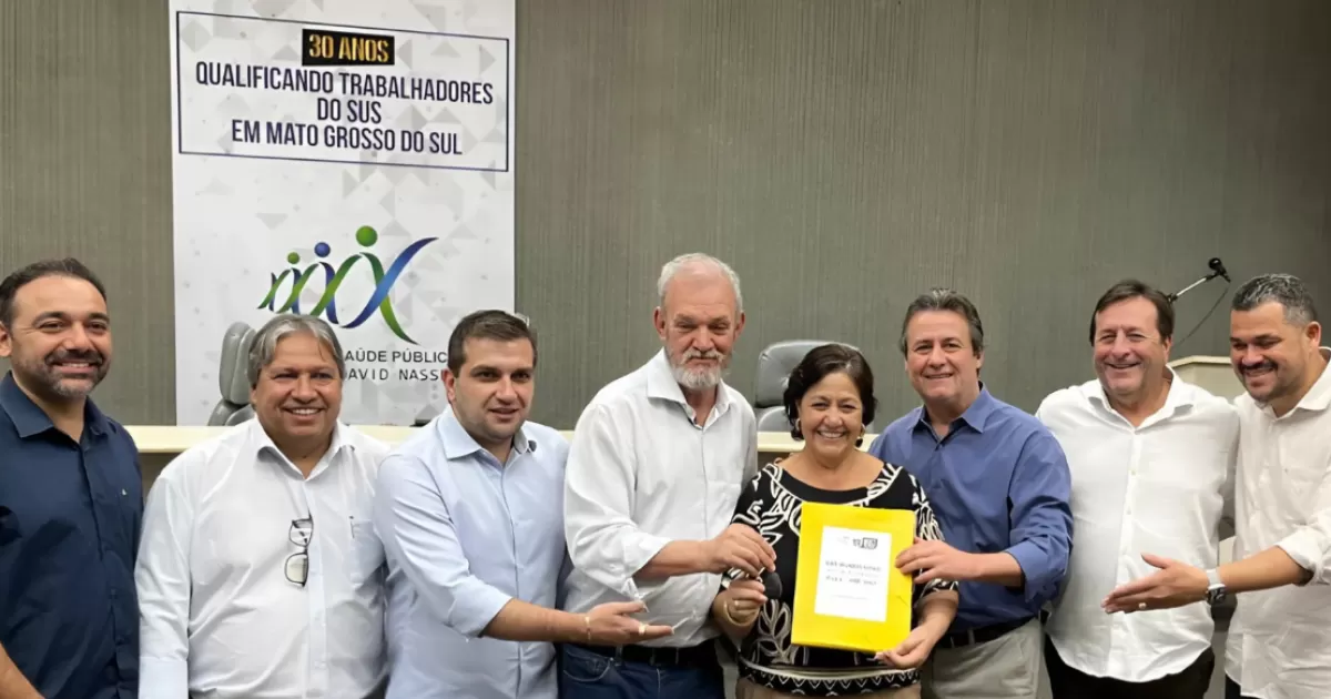 Deputado Geraldo Resende entrega 11 ambulâncias a municípios no interior do Mato Grosso do Sul