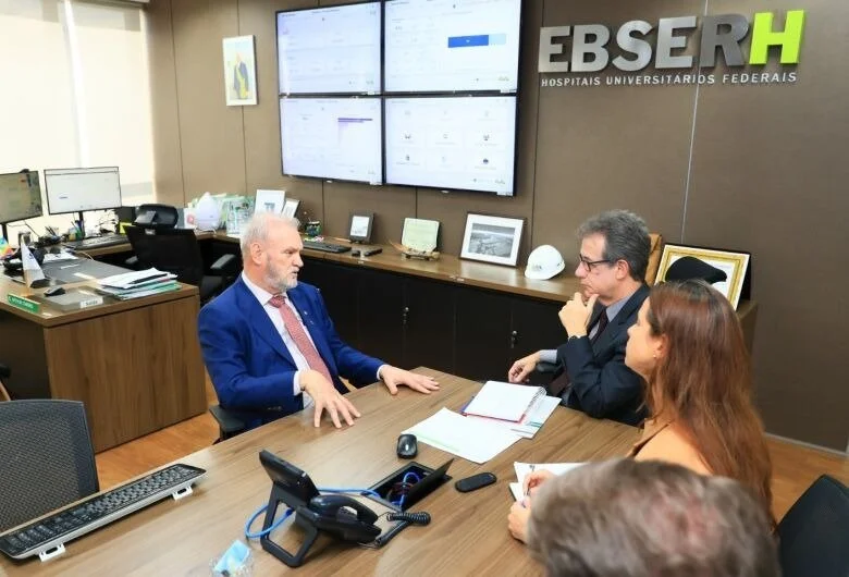 Em Brasília, Geraldo Resende segue tratativas para criação da oncologia no HU de Dourados