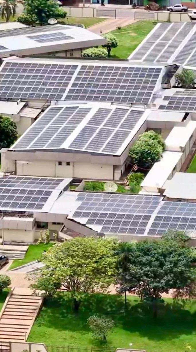 Santa Casa de Paranaíba instala 1.200 placas solares e executa obras estruturantes para maior conforto dos pacientes